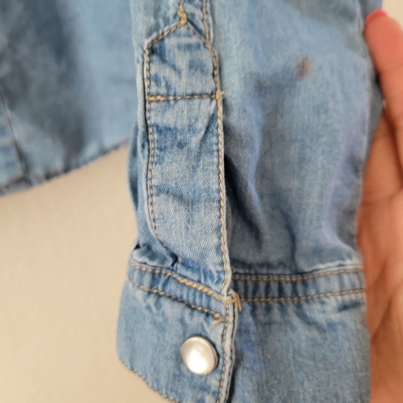 Love Fire Button Up Chambray Shirt S - Picture 7 of 7